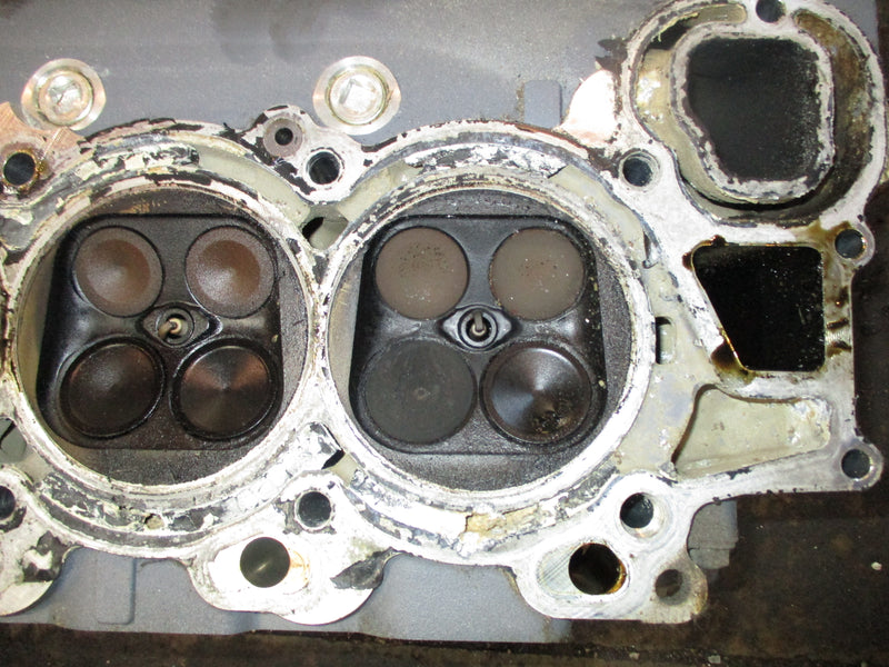 Yamaha 225hp 4 stroke outboard starboard cylinder head (69J-00)