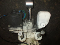 Load image into Gallery viewer, Johnson 140hp 2 stroke outboard tilt trim unit
