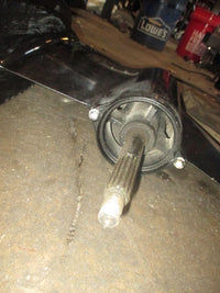 Load image into Gallery viewer, Suzuki DF225-250 hp 4 stroke outboard 25 inch standard rotation lower unit
