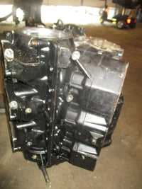Load image into Gallery viewer, Johnson 200hp GT 2 stroke outboard crankcase block
