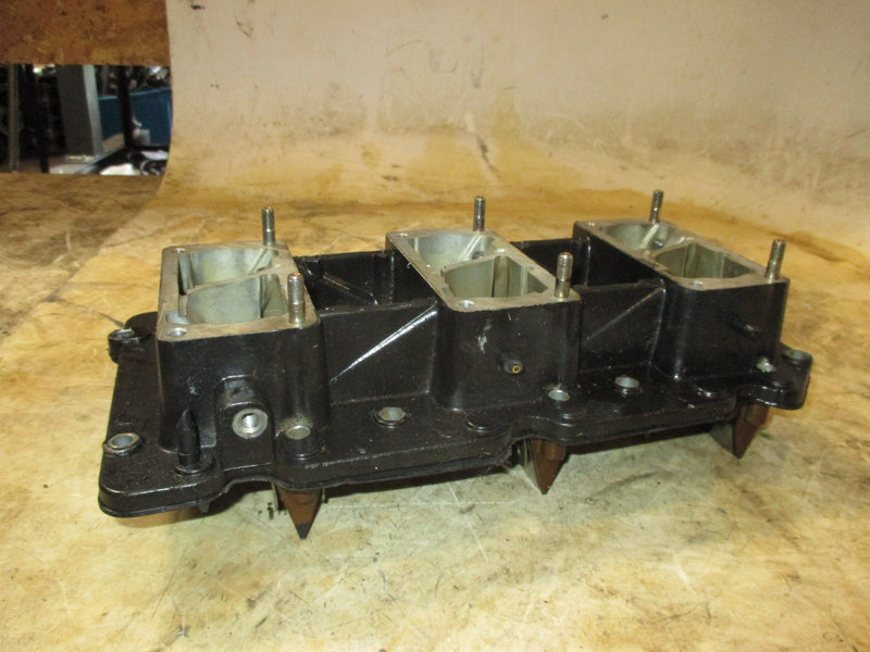Mercury 150hp 2.5L 2 stroke outboard intake manifold and reeds (828275-C)