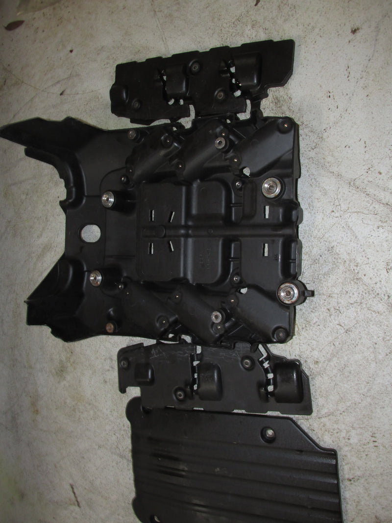 Yamaha HPDI 150hp 2 Stroke Outboard Ignition Coil Mounting Plate and Cover