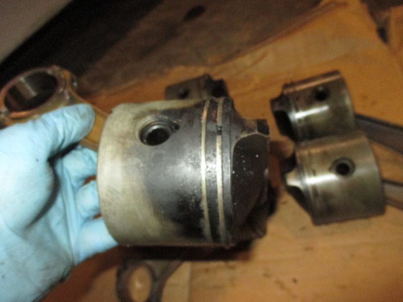 Johnson VRO 150hp 2 stroke outboard .30 oversized piston and rod set (7990173)