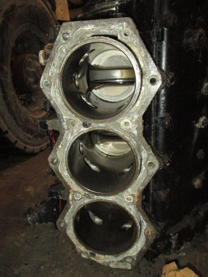Johnson VRO 150hp 2 stroke outboard crankcase block BORED .30 OVERSIZED
