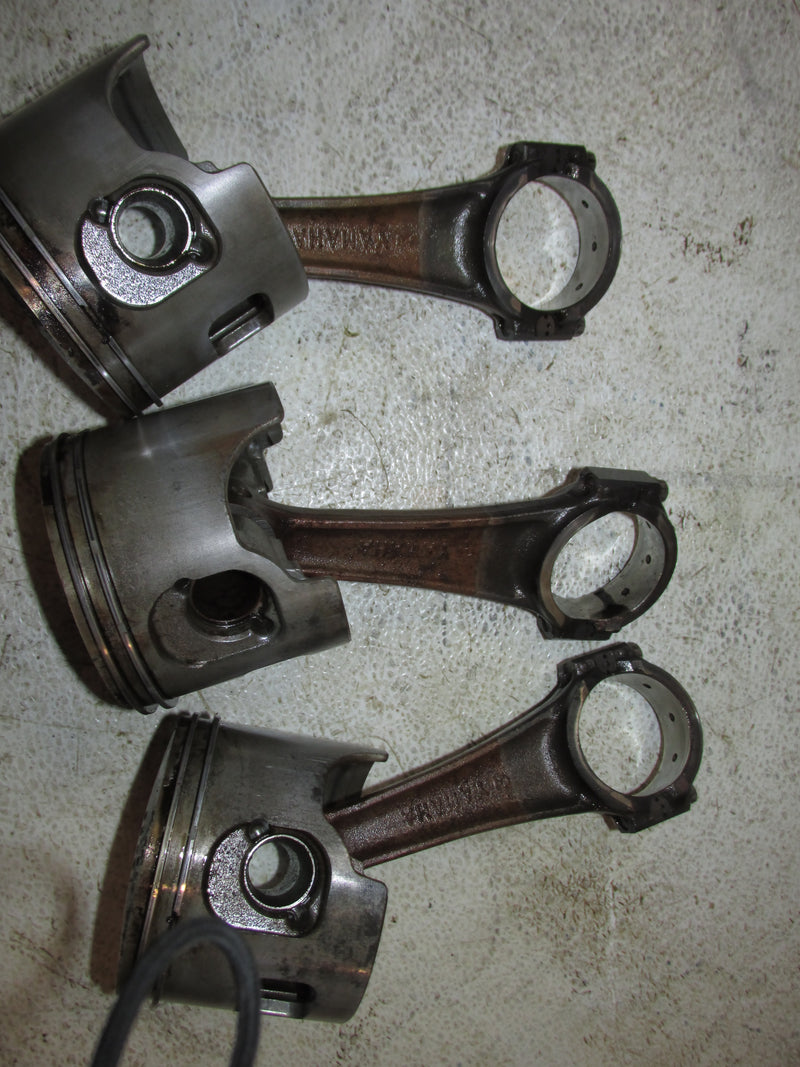 Yamaha HPDI 150hp 2 Stroke Outboard Starboard Piston and Rod Set of 3 (68F-01)