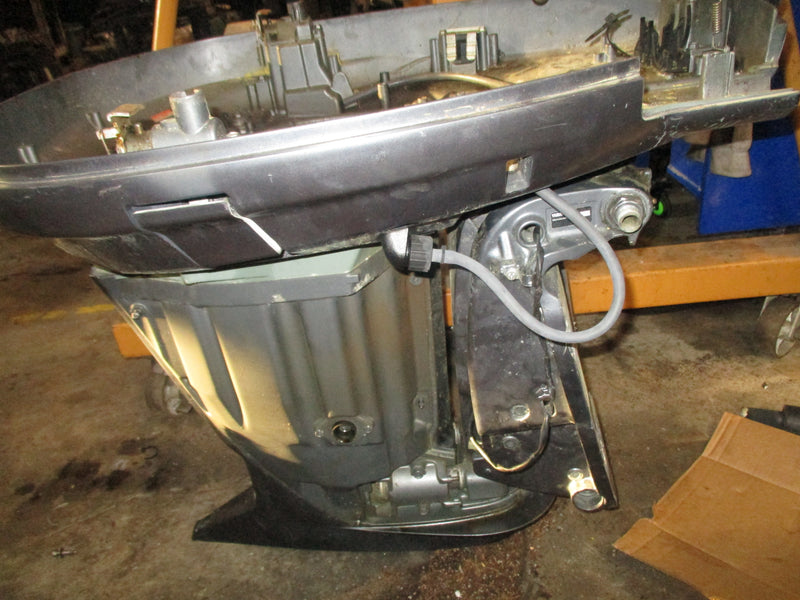 Yamaha 225hp 4 stroke outboard 25" mid section