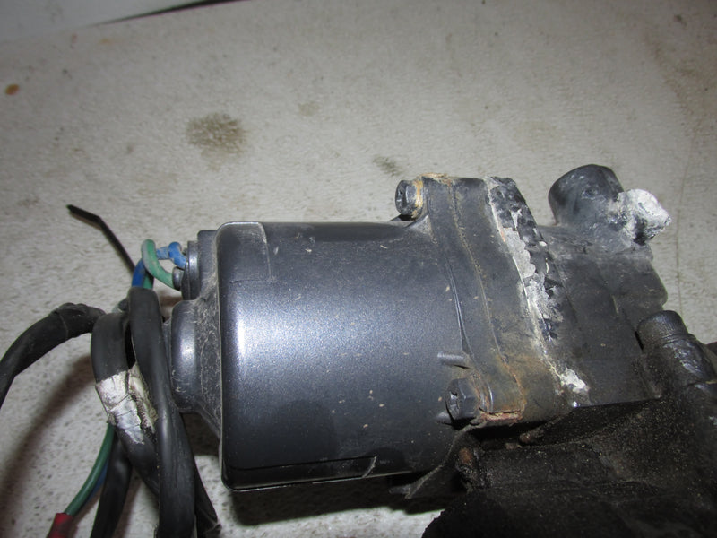 Yamaha 115hp 2 Stroke Outboard Tilt Trim Unit (64E-43800-00-4D)