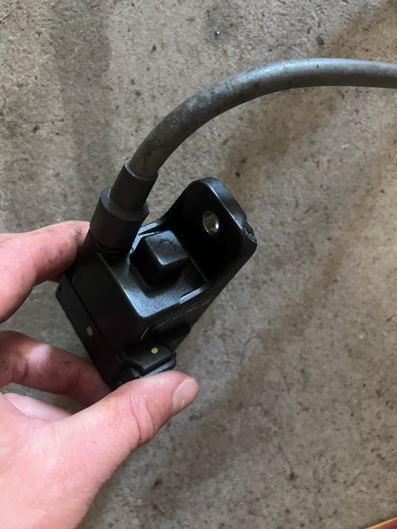 Mercury 115hp 2 stroke outboard ignition coil (827509A8/A9/A3)