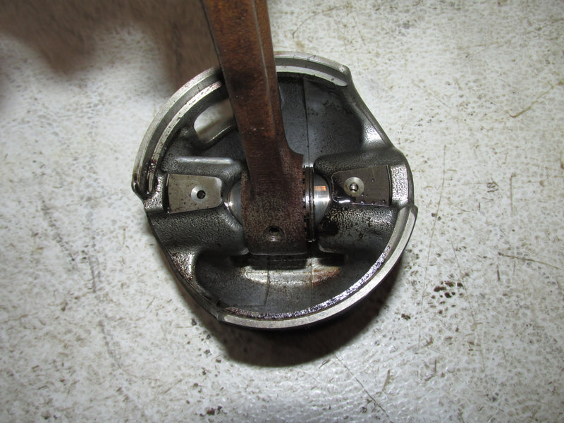 Yamaha HPDI 150hp 2 Stroke Outboard Port Piston and Rod (68F-01)
