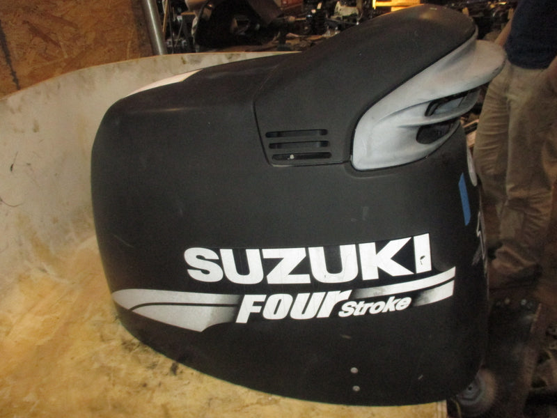 Suzuki DF140 140hp 4 stroke outboard Top cowling