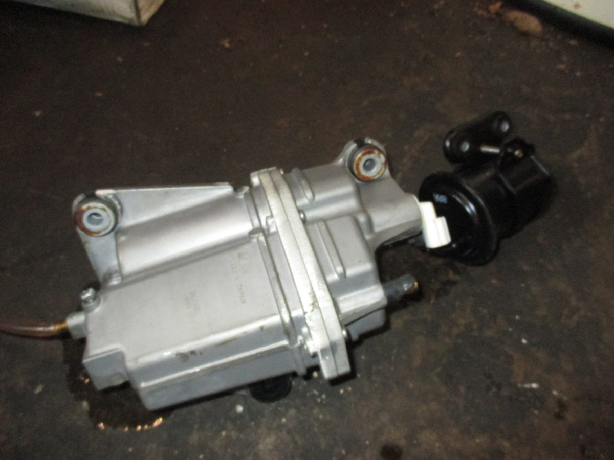 Suzuki DF150AP 150hp 4 stroke outboard fuel vapor seperator (15600-96J02)