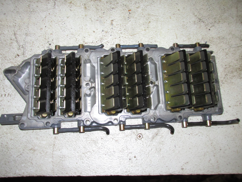 Yamaha HPDI 150hp 2 Stroke Outboard Intake Manifold & Reeds (68H-13610-00-00)