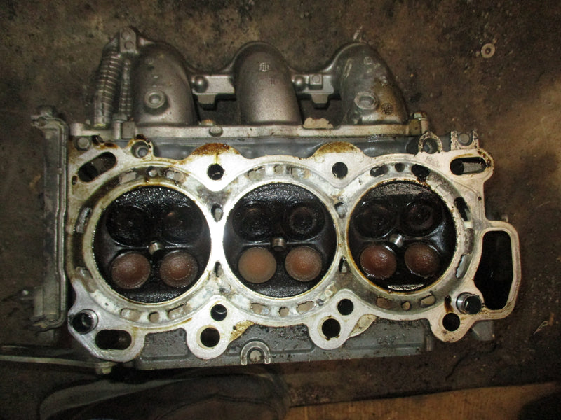Honda BF225 outboard starboard cylinder head