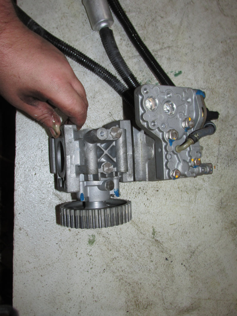 Yamaha HPDI 150hp 2 Stroke Outboard Fuel Injection Pump (68F-13910-10)
