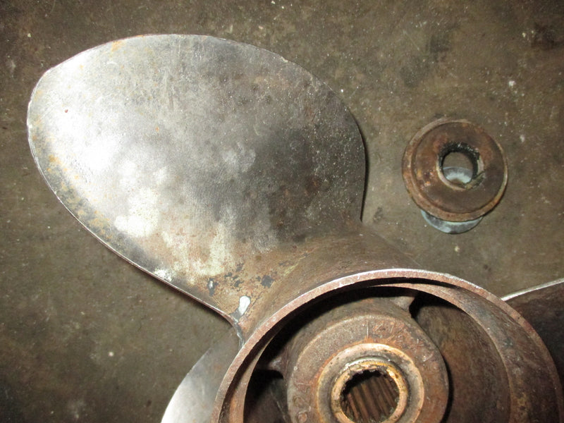 Johnson VRO 150hp 2 stroke outboard stainless propeller 389924 (14.5x19)