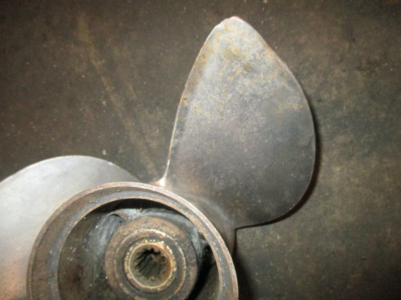 Johnson 115hp 2 stroke outboard stainless propeller (389948) 13 3/8 x 17