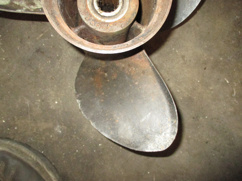 Johnson VRO 150hp 2 stroke outboard stainless propeller 389924 (14.5x19)