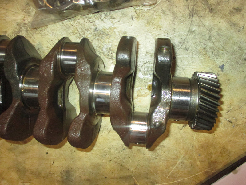 Suzuki DF140 140hp 4 stroke outboard crankshaft (12220-92J00)