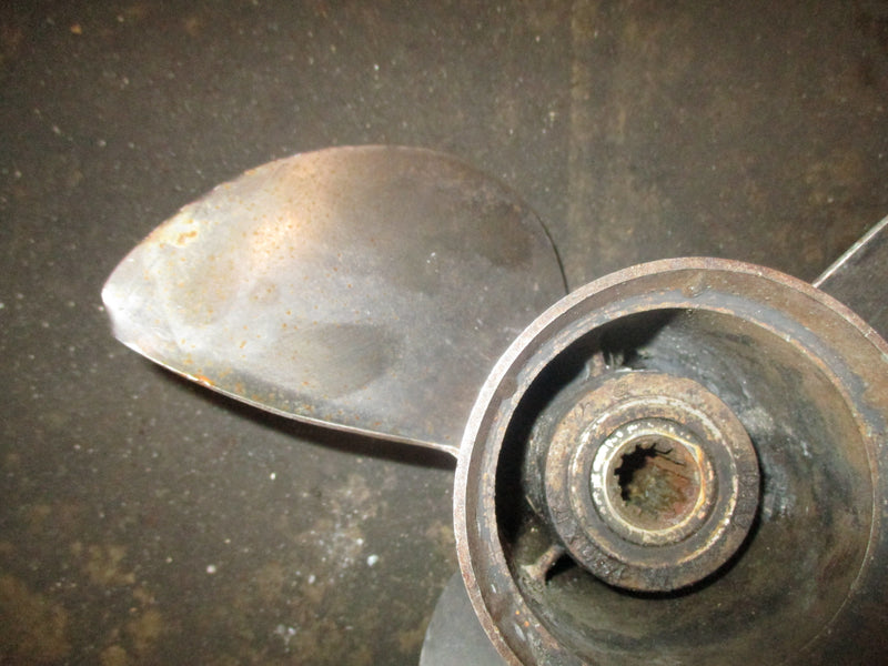 Johnson 115hp 2 stroke outboard stainless propeller (389948) 13 3/8 x 17