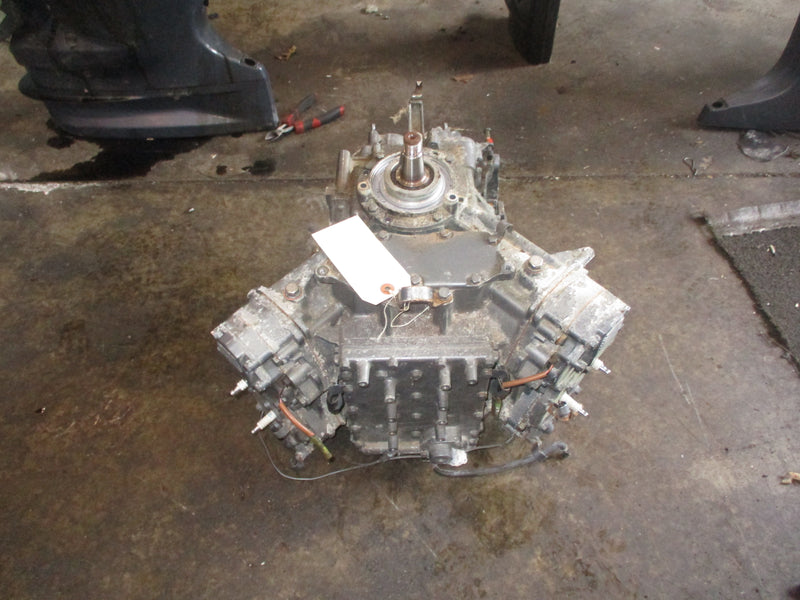 Yamaha 115hp 2 stroke outboard crankcase powerhead