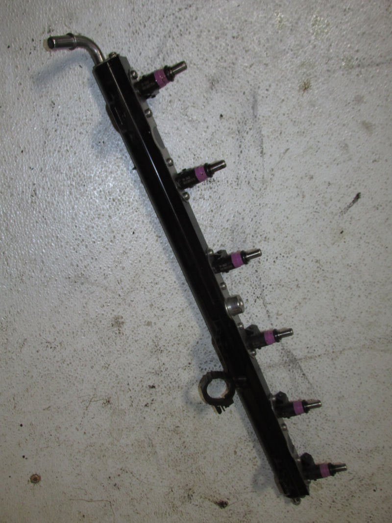 Mercury Verado 225hp 4 Stroke Outboard Fuel Rail and Injector Set (8M0006027)