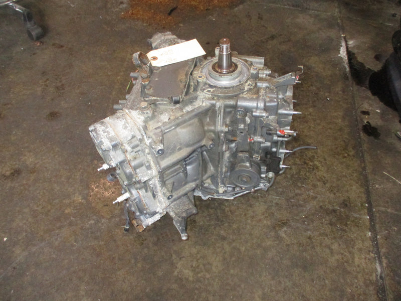 Yamaha 115hp 2 stroke outboard crankcase powerhead