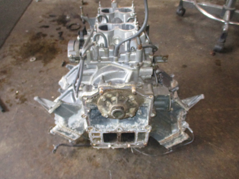 Yamaha 115hp 2 stroke outboard crankcase powerhead