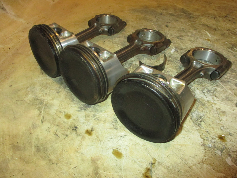 Suzuki DF140 140hp 4 stroke outboard piston and rod set of 3 (12111-92J00)