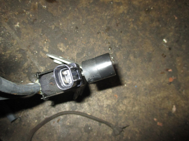 Suzuki DF150AP 150hp 4 stroke outboard vacuum switching valve (18117-93J00)