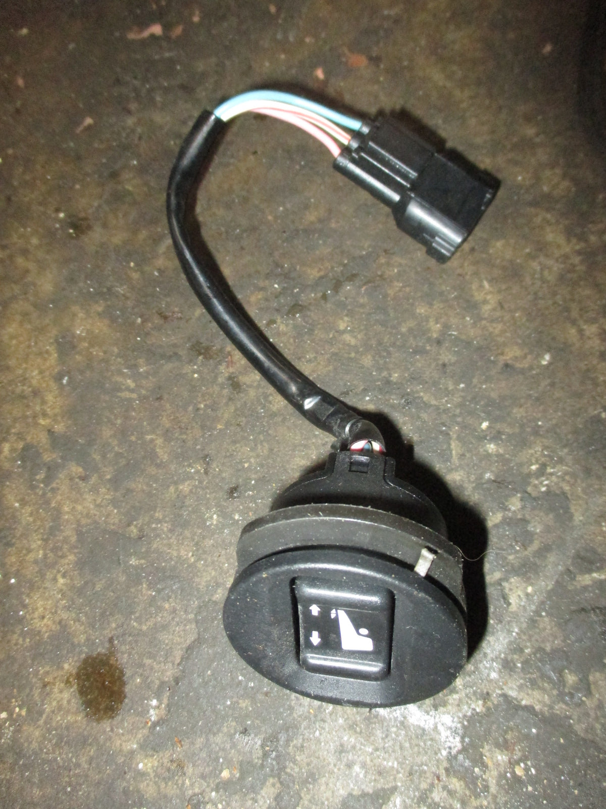 Suzuki DF150AP 150hp 4 stroke outboard tilt trim switch