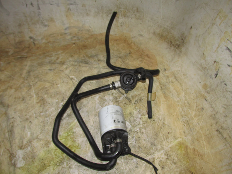 Evinrude Etec 115hp 2 Stroke Outboard Fuel Lift Pump w/ Water Separator / Sensor