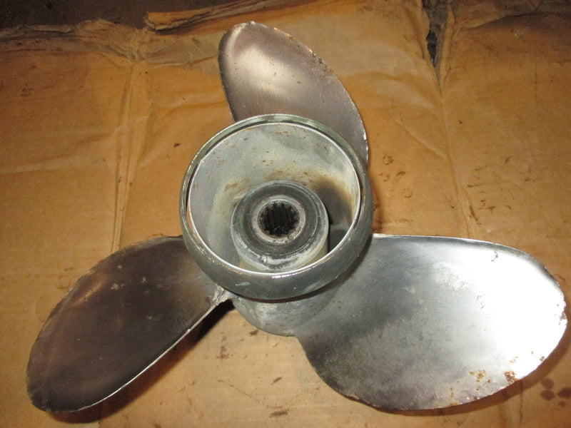 Evinrude 115hp 2 stroke outboard stainless propeller 384144 (13.75x15)