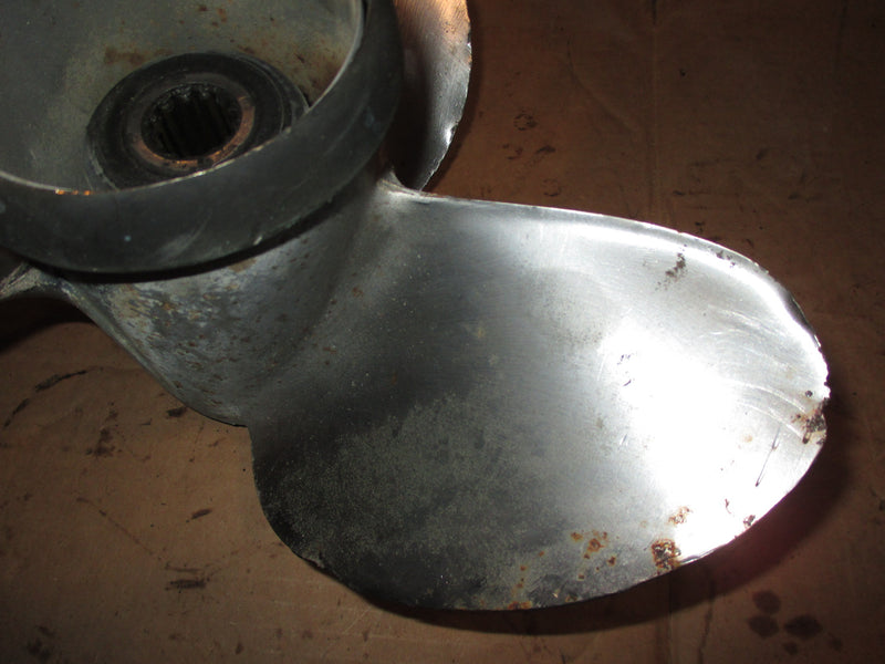Evinrude 115hp 2 stroke outboard stainless propeller 384144 (13.75x15)