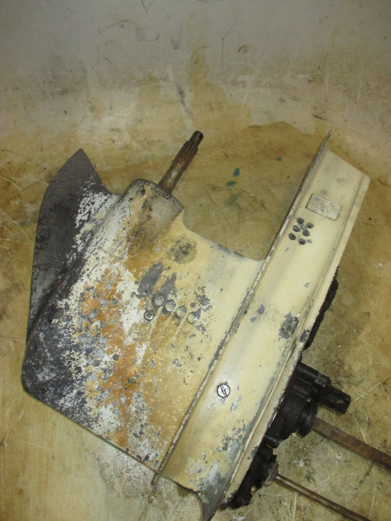 Evinrude 40hp 2 stroke outboard 15 Inch shaft Lower Unit