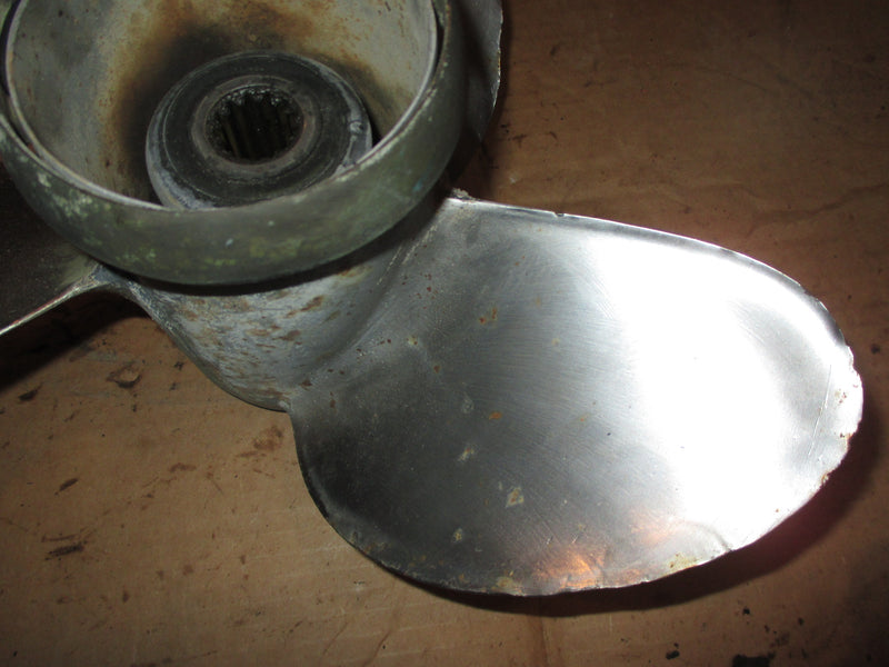 Evinrude 115hp 2 stroke outboard stainless propeller 384144 (13.75x15)