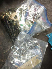 Load image into Gallery viewer, Suzuki DF150AP 150hp 4 stroke outboard Miscellaneous bolt set
