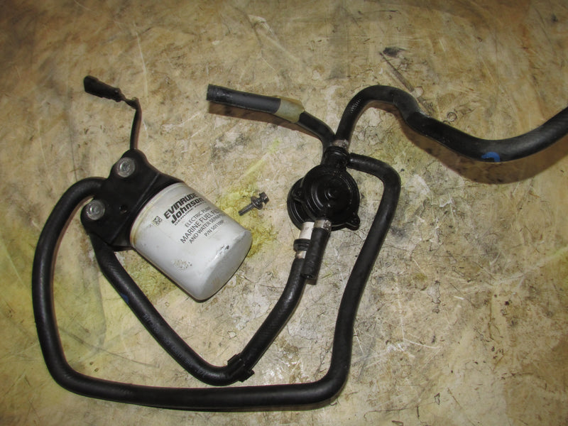 Evinrude Etec 115hp 2 Stroke Outboard Fuel Lift Pump w/ Water Separator / Sensor