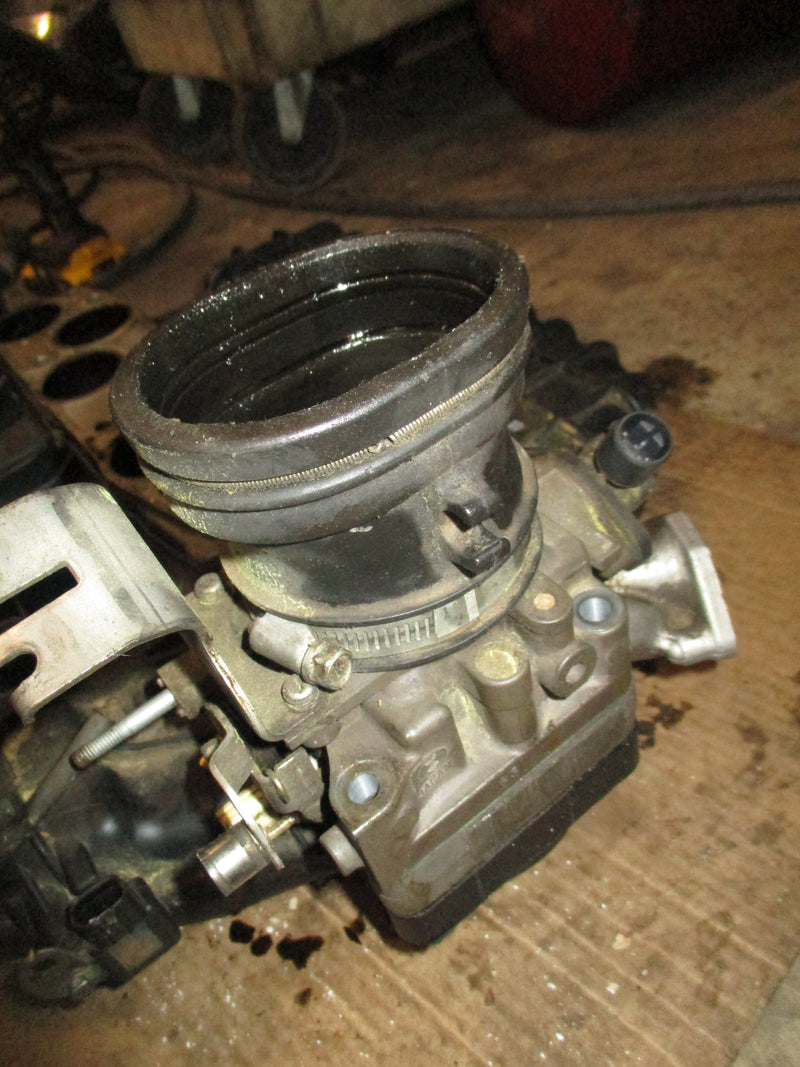 Honda BF225 outboard intake collector and throttle body