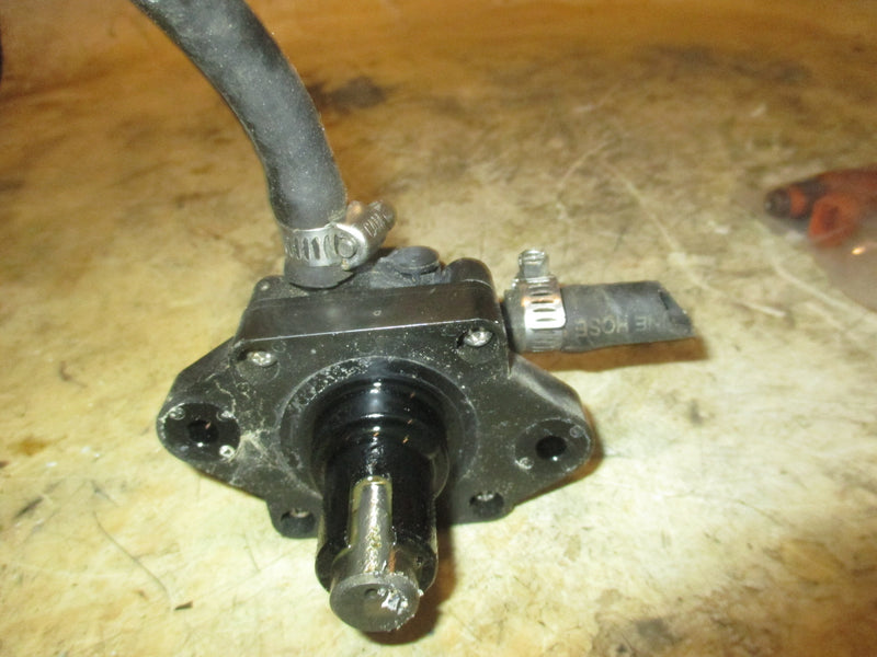 Suzuki DF140 140hp 4 stroke outboard fuel pump (15100-90J00)
