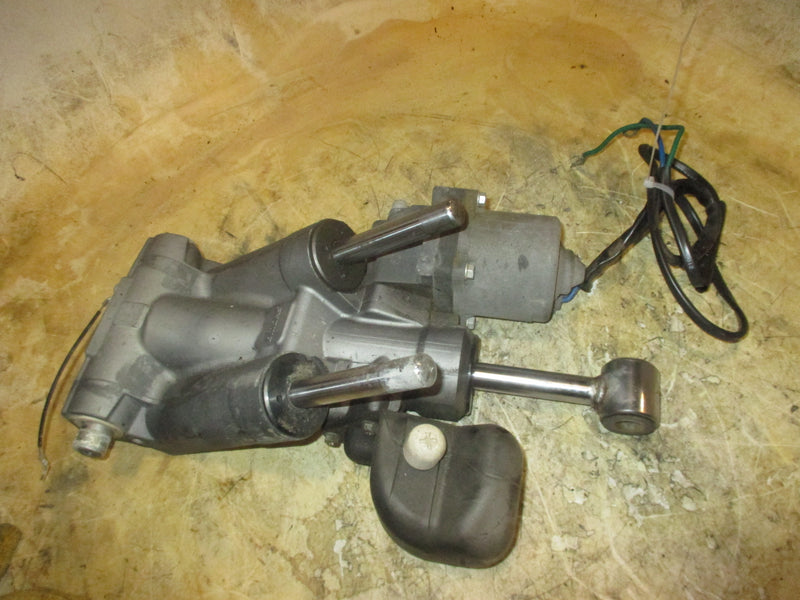 Suzuki DF140 140hp 4 stroke outboard tilt trim unit