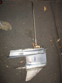 Load image into Gallery viewer, Yamaha 115hp 4 stroke outboard 25" lower unit
