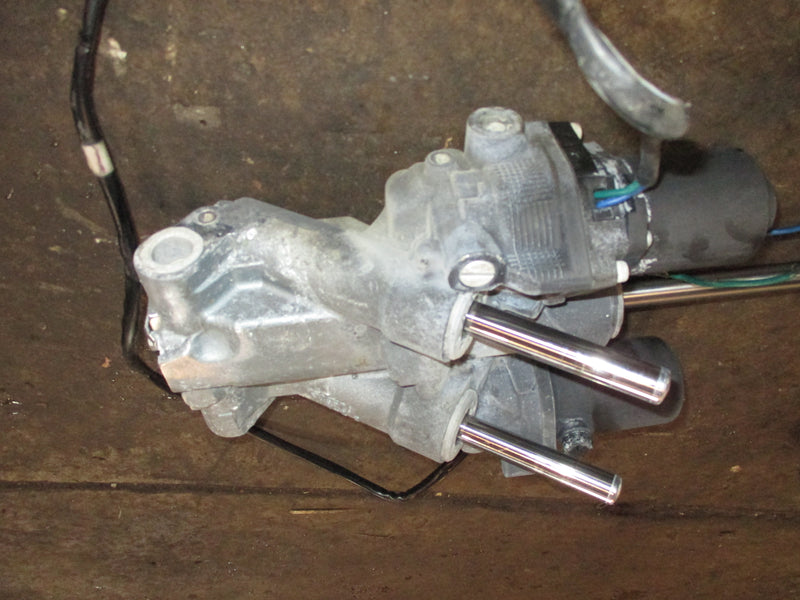 Yamaha 150hp 4 stroke outboard tilt trim unit 63P-43800