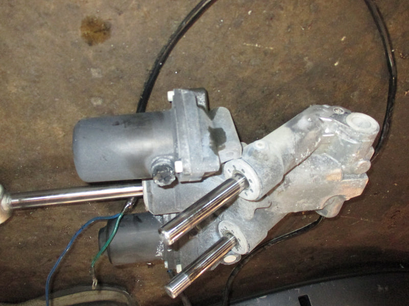 Yamaha 150hp 4 stroke outboard tilt trim unit 63P-43800