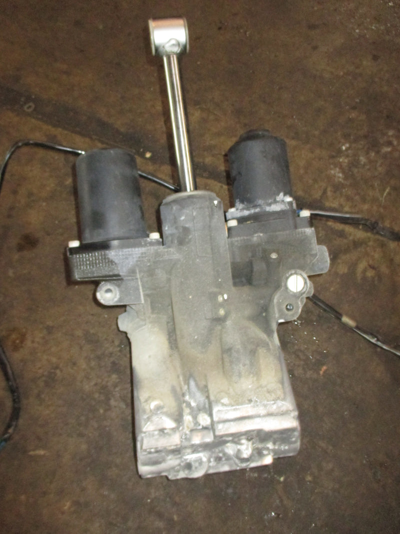 Yamaha 150hp 4 stroke outboard tilt trim unit 63P-43800
