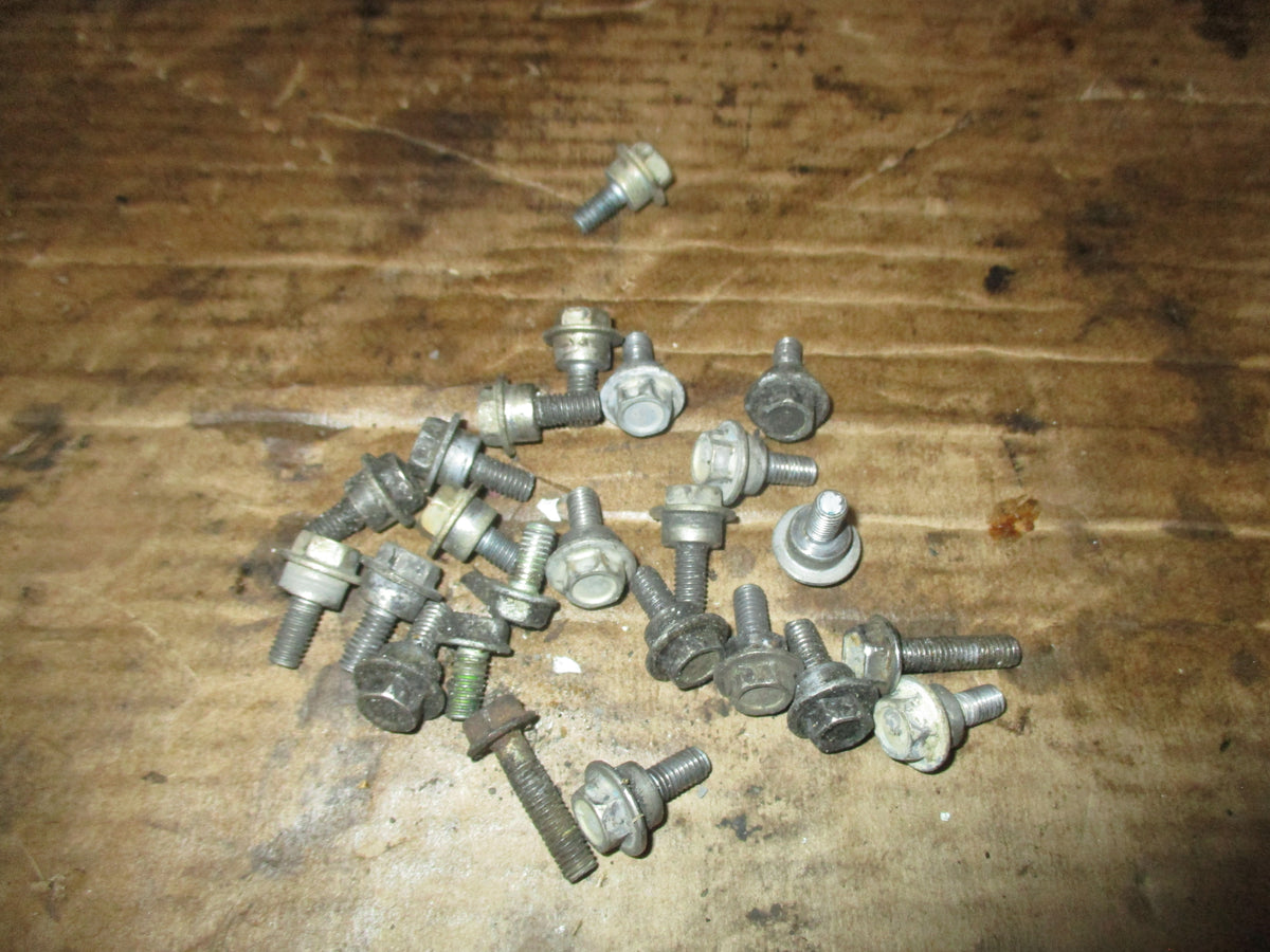 Honda BF225 outboard cowling bolts