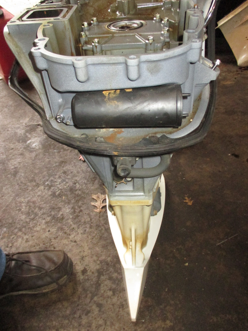 Suzuki DF150AP 150hp 4 stroke outboard 25 inch shaft midsection