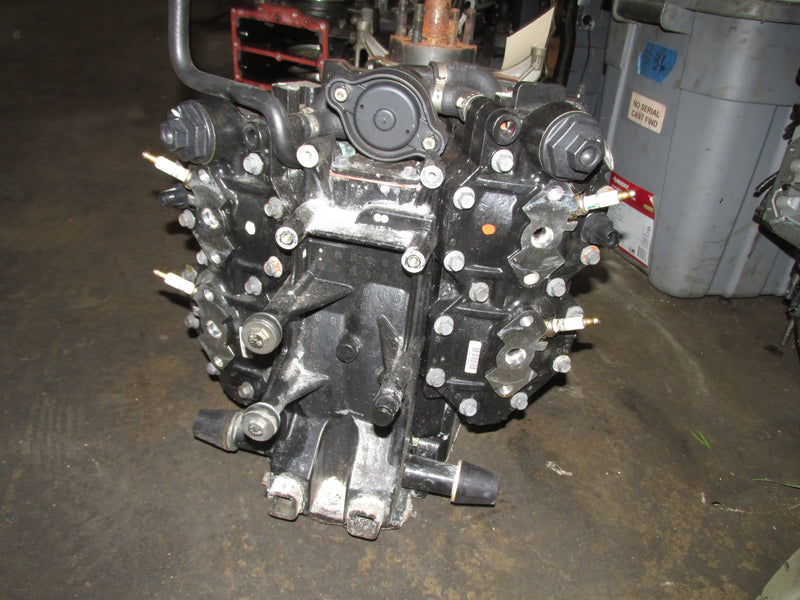 Evinrude Etec 115hp 2 Stroke Outboard Crankcase Powerhead