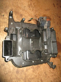 Load image into Gallery viewer, Evinrude 100hp 2 stroke outboard intake silencer (329611)(329335)
