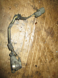 Load image into Gallery viewer, Honda BF225 outboard cam position sensor (35695-ZY3-003)
