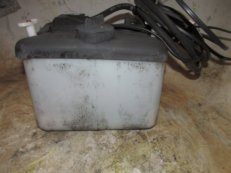 Evinrude Etec 115hp 2 Stroke Outboard BRP Remote Oil Tank